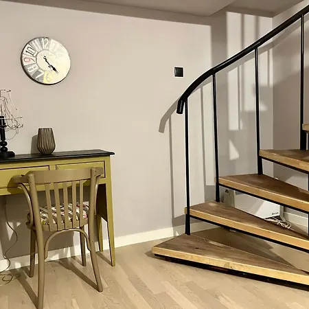 Appartement Flower House 9 *