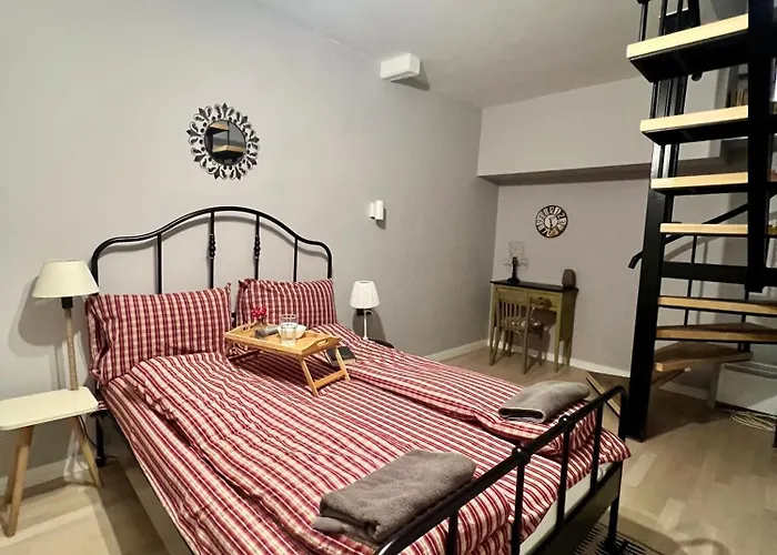 Апартамент Flower House 9 София